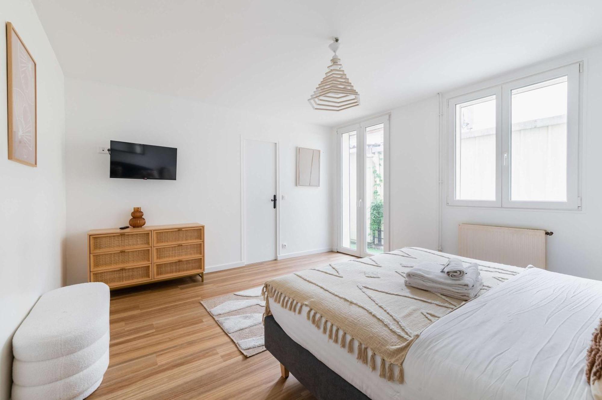 Villa Romainville Paris Pour 8 Personnes - Flat-Guest Exteriér fotografie